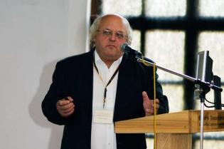 Mirosław Makuch przedstawia analizę ryzyka w technologii mikrotunelowania oraz HDD / fot. inzynieria.com