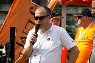 Pokaz firmy JL Maskiner w Polsce sp. z o.o. podczas warsztatów / fot. Quality Studio dla www.inzynieria.com