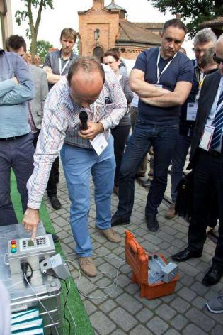 Pokaz firmy DTA-TECHNIK sp. z o.o. podczas warsztatów / fot. Quality Studio dla www.inzynieria.com