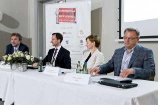 Panel dyskusyjny: optymalny wybór modelu realizacji inwestycji, od lewej: Michał Skorupski - Polski Związek Pracodawców Budownictwa, Bartłomiej Król, Kancelaria Prawna Błaszak Zawiślak Król, mec. Agnieszka Suchecka, Kancelaria Radców Prawnych Brudkiewicz,