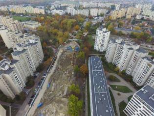 Pokaz odcinka kanalizacji zbudowanego z rur żelbetowych z okładziną PEHD o profilu jajowym – największych z oferty HABA-Beton. Fot. Quality Studio dla www.inzynieria.com