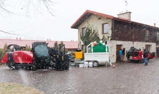 Wystawa maszyn firmy HEADS oraz TORO / fot. www.inzynieria.com