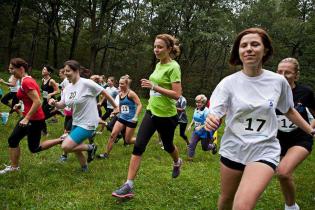 Spartakiada 2012 - Bieg przełajowy na 1600 m kobiet / fot. z archiwum Katowickich Wodociągów S.A.
