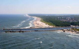 Przebudowa falochronów w Dziwnowie. Fot. Urząd Morski w Szczecinie