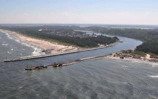 Przebudowa falochronów w Dziwnowie. Fot. Urząd Morski w Szczecinie