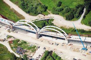 Most kolejowy w Dąbrówce. Fot. z archiwum Skanska S.A.