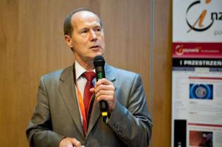 Badania awaryjności jako podstawa wstępnej oceny stanu technicznego sieci wodociągowych - prof. dr hab. inż. Marian Kwietniewski, Politechnika Warszawska. Fot. Quality Studio dla www.inzynieria.com