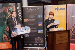 Losowanie nagrody ufundowanej przez firmę Robobat Polska sp. z o.o. / fot. Quality Studio dla www.inzynieria.com