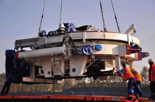 Rozładunek części TBM dla gdańskiego tunelu / Fot. z archiwum GIK sp. z o.o.