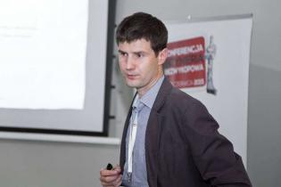 Warsztaty - wytyczne do projektowania przewodów w technologii mikrotunelowania i przecisku hydraulicznego
z użyciem standardu DWA-A 161 - dr inż. Bogdan Przybyła, Politechnika Wrocławska / fot. Qual