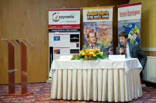 Członkowie prezydium: prof. dr hab. inż. Marian Kwietniewski z Politechniki Warszawskiej i dr inż. Bogdan Przybyła z Politechniki Wrocławskiej. Fot. Quality Studio dla www.inzynieria.com