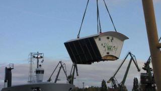 Rozładunek najcięższych części maszyny TBM / Fot. z archiwum GIK sp. z o.o.