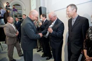 Jacek Kierwiak z Biura Wdrożeniowo-Projektowego SABEL odbiera nagrodę TYTAN w kategorii 