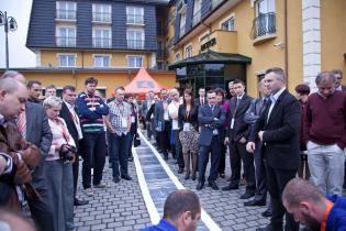 Pokaz na żywo - proces instalacji wykładziny CIPP firmy Brandenburger utwardzanej promieniami UV - Artur Bakaj, Grzegorz Owczarek, PPHU 