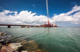 Przeprawa drogowo-kolejowa na Krym. Źródło: КРЫМСКИЙ МОСТ