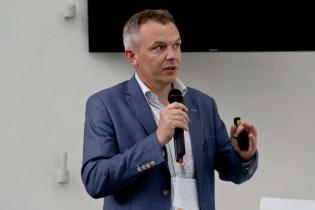 Watucab - innowacyjny system instalacji kabli energetycznych WN / SN / nN w rurach osłonowych, praktyczne zastosowanie zjawisk fizycznych – Grzegorz Kowalczyk, Arinet sp. z o. o. / fot. Quality Studi