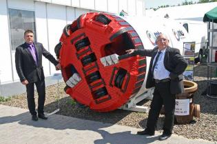 Wystawa maszyn i urządzeń w trakcie bydgoskich targów WOD-KAN 2011. Fot. www.inzynieria.com