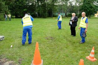 Członek Jury - Mirosław Makuch wraz z załogą Przedsiębiorstwa ATMA Sławomir SiedlaczekFot. Quality Studio dla www.inzynieria.com