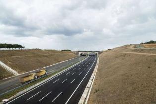Budowa mostu nad cieśniną Bosfor. Fot. 3kopru.com