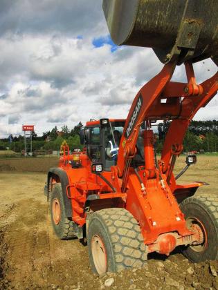 Doosan DL420 - jedena z największych ładowarek w gamie Doosan