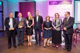 Uroczysta Gala i wręczenie nagrody TYTAN 2016. Od lewej: Dymitr Petrow-Ganew, Herrenknecht AG; Ryszard Trykosko, Przewodniczący PZITB; Magdalena Kieda, OHL; prof. dr hab. inż. Marek Cała, Akademia Górniczo-Hutnicza; prof. dr hab. inż. Anna Siemińska-Lewan