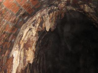 Łódź: W latach 2007-2009 firma przeprowadziła renowację sieci kanalizacyjnej i sanitarnej w Łodzi. W ramach projektu z sukcesem przeprowadzona została renowacja kanałów przełazowych: kolektora V (przekrój od JPV 1,00 x 1,75 do Gr XV 2,00 x 2,50) o długości 9250 m oraz kolektora VII (przekrój GX 1,5 x 1,875) o długości 1535 m.  Wykonano tu renowację przy użyciu chemii budowlanej. 