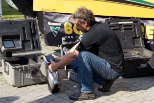 Pokaz firmy BH RUDA Trading International podczas warsztatów / fot. Quality Studio dla www.inzynieria.com