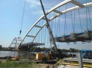 Fot. I. Szczepańska (z archiwum www.most.torun.pl) - stan na lipiec 2013 r.