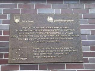 Tablica pamiątkowa / Fot. Oczyszczalnia Śródmieście, fs.zabrze.pl