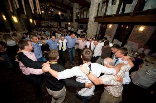 Zabawa taneczna w czasie uroczystej Gali wręczenia branżowych nagród TYTAN 2011 podczas IX Międzynarodowej Konferencji, Wystawy i Pokazów Technologii INŻYNIERIA Bezwykopowa 2011