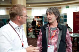 Dyskusje kuluarowe / fot. Quality Studio dla www.inzynieria.com