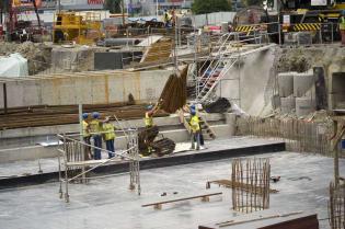 Budowa stacji Rondo Daszyńskiego - stan na 25.08.2011 r. / fot. inzynieria.com