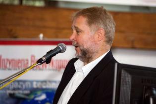 Gunter Kruse z LMR Drilling GhmH omawia rekordowy przewiert HDD na długości 3930 m wykonanyc w warunkach podmorskich / fot. inzynieria.com