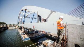 Remonty i modernizacja mostów kolejowych w 2015 r. Fot. PKP Polskie Linie Kolejowe S.A.