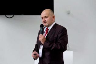 Wytyczne do projektowania, budowy i utrzymania obiektów inżynierskich realizowanych z zastosowaniem technologii bezwykopowych w budownictwie komunikacyjnym – dr hab. inż. Adam Wysokowski, prof. UZ, Uniwersytet Zielonogórski / fot. 