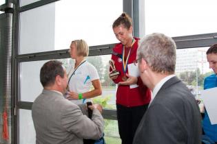 Spartakiada 2012 - dekoracja zwyciężczyń w pływaniu kobiet na 25 m / fot. Quality Studio dla www.inzynieria.com