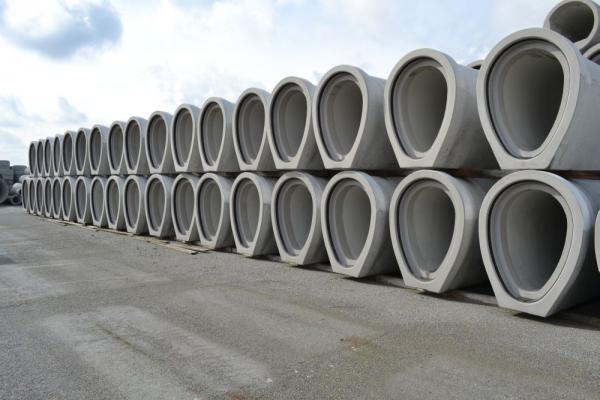 Zdjęcie Budowa sieci kanalizacji sanitarnej w Tychach: W ramach prac realizowanych przez Zakład Instalacyjny Gliwice wykorzystane zostały rury o profilu jajowym 1200/1800 mm.
