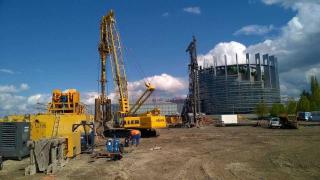 Budowa w Strassburgu, obok Parlamentu Europejskiego, jest kolejnym przykładem prac zrealizowanych poza Polską. W lecie 2016 r., współpracując z Keller Francja, Keller Polska uczestniczyła w budowie kompleksu biurowego dla nowej międzynarodowej dzielnicy b