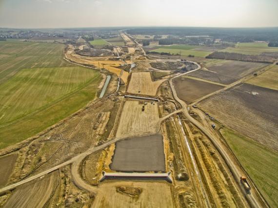 Jak przebiega budowa autostrady A1?