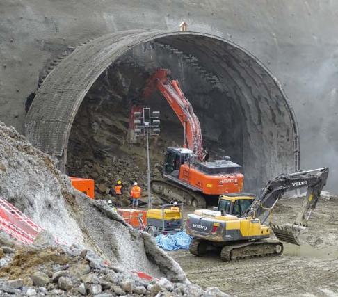 Ponad 2-kilometrowy  tunel na Zakopiance  już w budowie