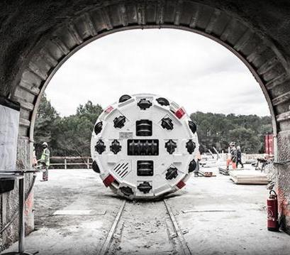 Prawie 3-kilometrowym tunelem popłynie woda dla Marsylii 