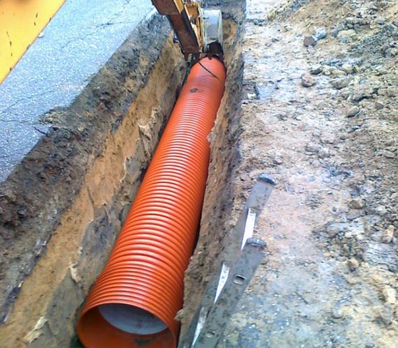 Bezwykopowa renowacja w Warszawie: szybkie tempo, nowoczesna technologia