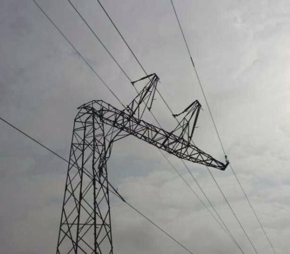 Tychy: odbudowano zniszczoną w pożarze linię energetyczną