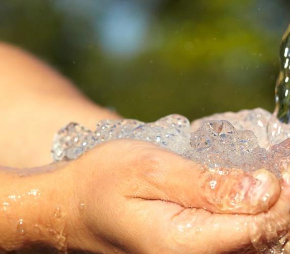 Zmiękczanie wody &ndash; co powinno się o nim wiedzieć?