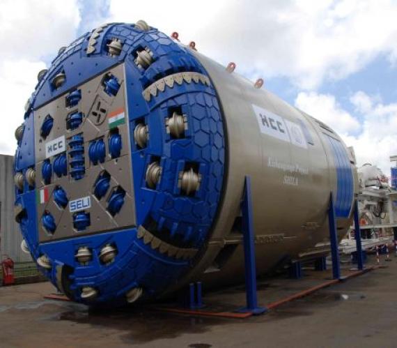 TBM pracuje w Himalajach