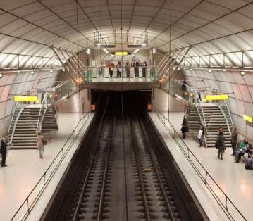 Bilbao: znacznie mniejsze od Krakowa i ma już trzy linie metra