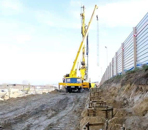 Roboty geotechniczne na budowie Ikei