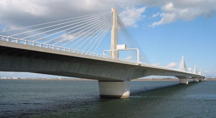 Japoński most typu extradosed -  Twinkle-Kisogawa. Fot. Tawashi2006