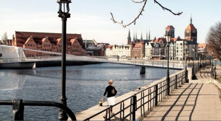 Wiemy, kiedy otworzą kładkę na Ołowiankę w Gdańsku. Wizualizacja: Dyrekcja Rozbudowy Miasta Gdańska