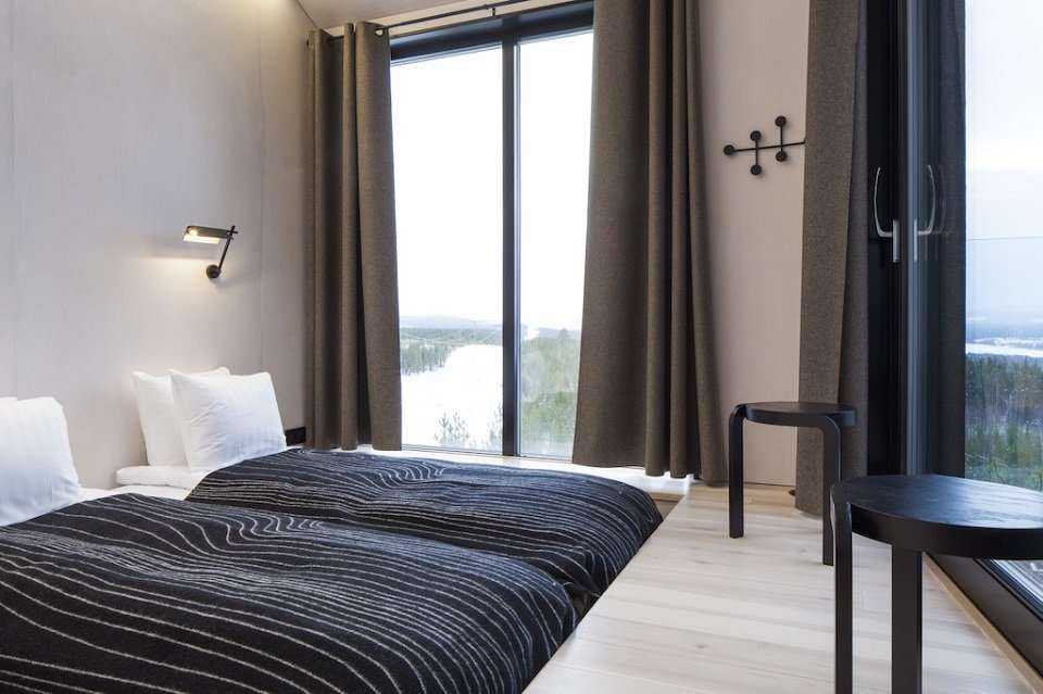 Szwecja: luksusowy hotel na drzewie. Fot. www.snohetta.prezly.com